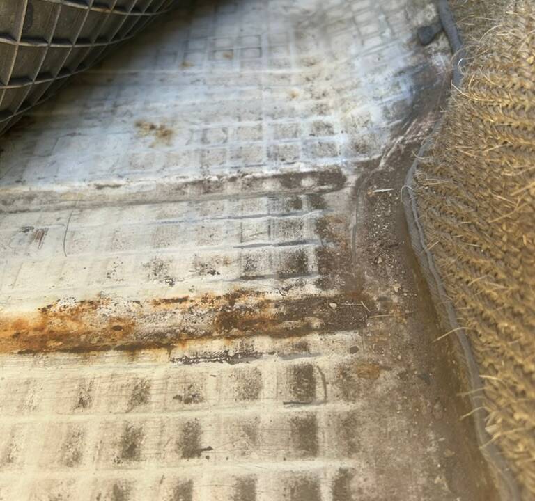 Bild 46/51 von Volkswagen T2a Kombi (1971)