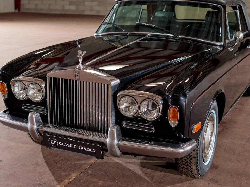 Afbeelding 3/54 van Rolls-Royce Corniche I (1973)