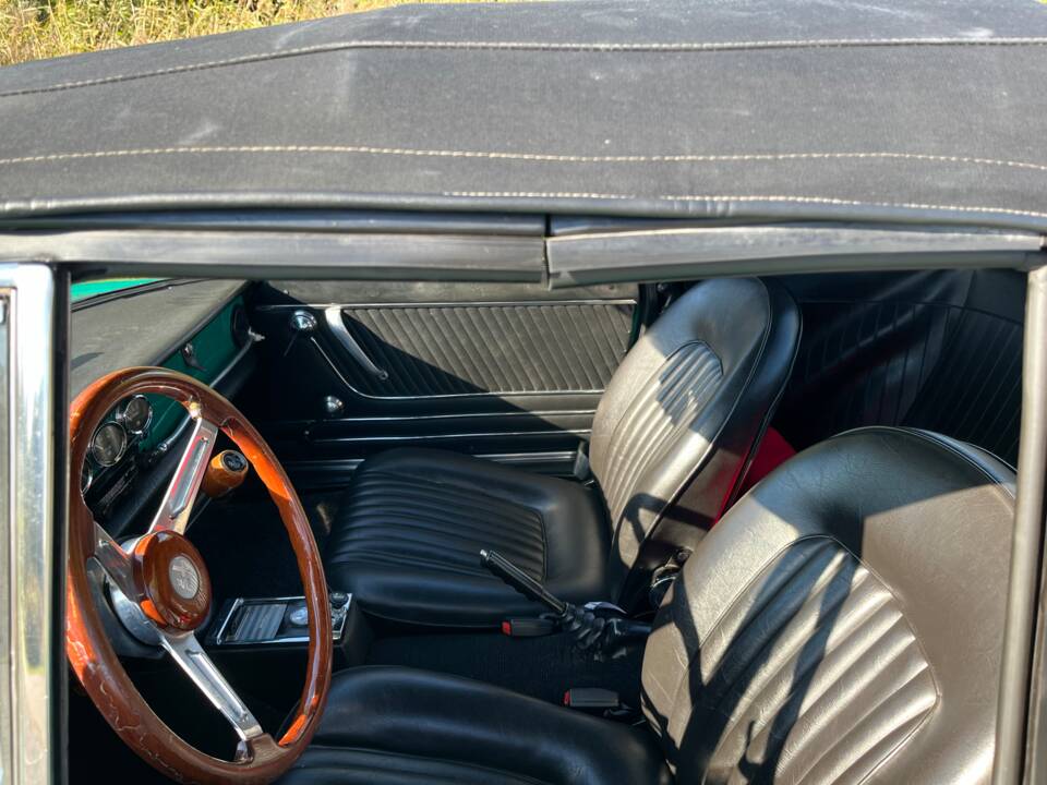 Afbeelding 43/91 van Alfa Romeo 1750 Spider Veloce (1969)