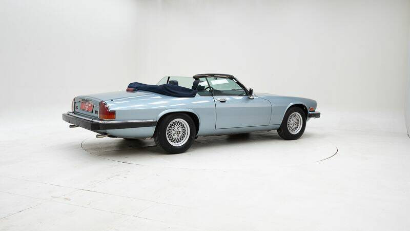 Immagine 2/15 di Jaguar XJS 5.3 V12 (1990)