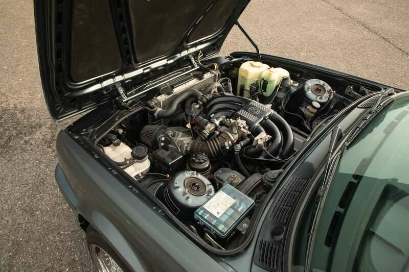 Image 2/50 of BMW 325i (1990)