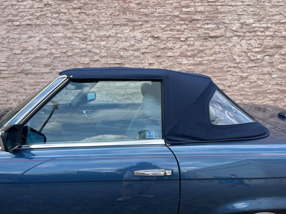 Afbeelding 85/146 van Mercedes-Benz 380 SL (1982)