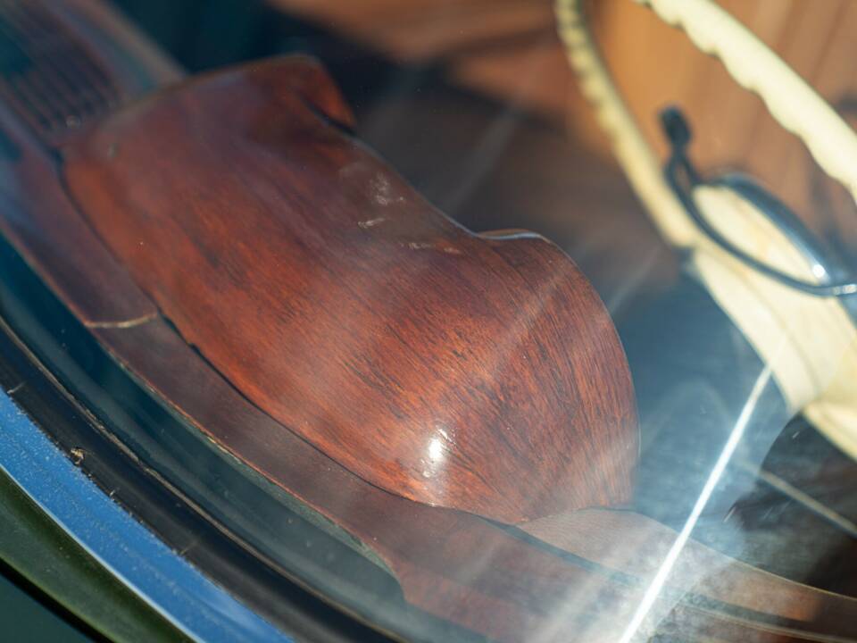 Afbeelding 40/50 van Mercedes-Benz 220 SE b (1964)