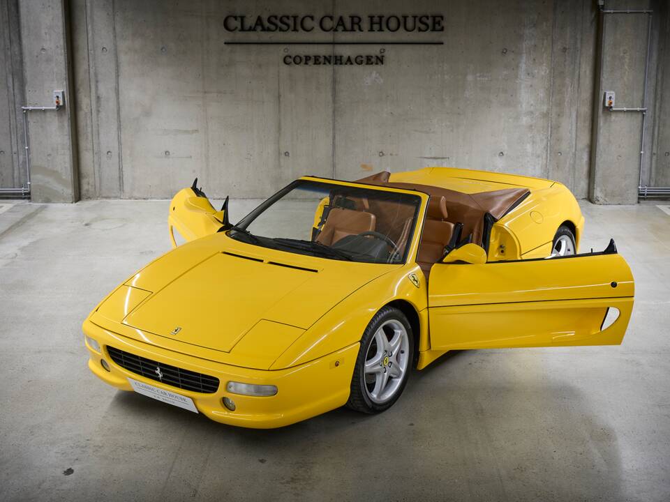 Image 18/100 of Ferrari F 355 Spider (1999)