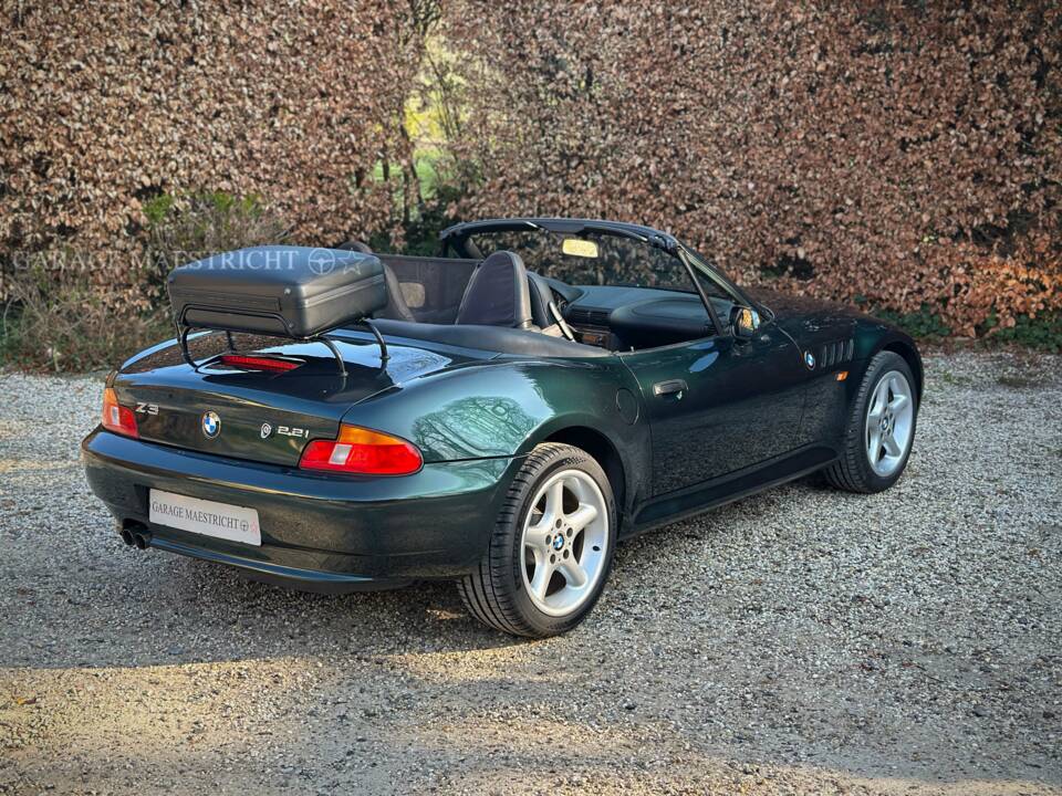 Immagine 19/93 di BMW Z3 2.2i (2002)