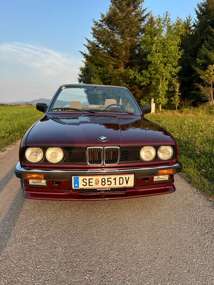 Image 5/15 de BMW 325i (1987)