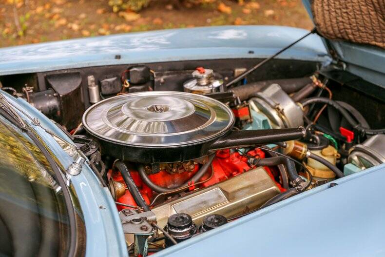 Image 41/50 of Gordon-Keeble GT (1964)