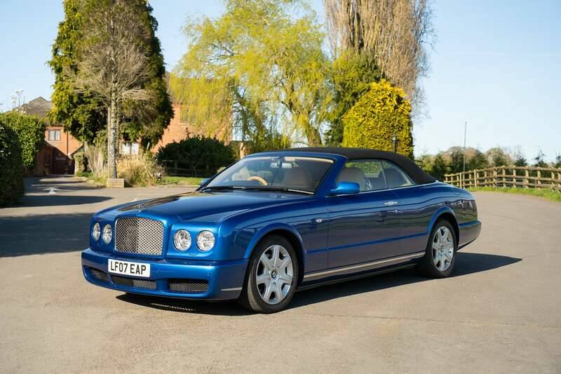 Imagen 37/50 de Bentley Azure (2007)