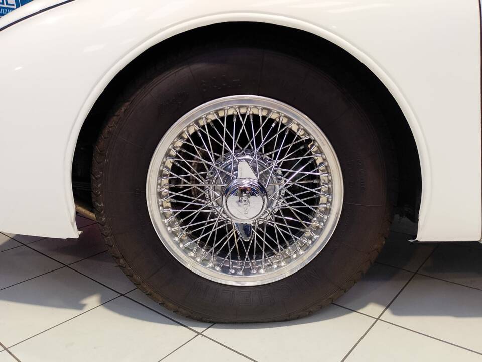 Bild 35/40 von Jaguar XK 150 DHC (1958)