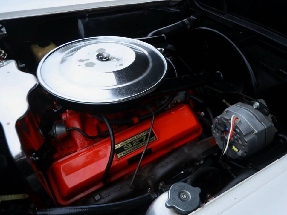 Image 39/50 de Chevrolet Corvette Sting Ray Convertible (1964)