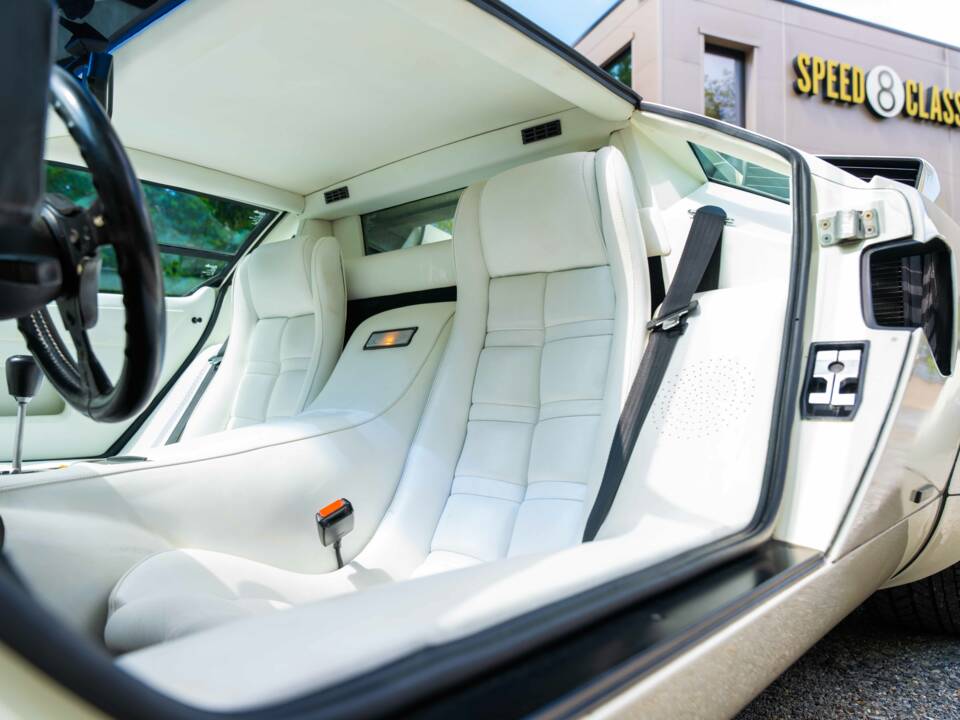 Image 14/20 of Lamborghini Countach 5000 S (1983)