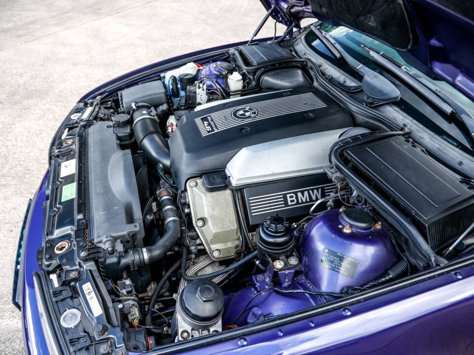 Bild 27/50 von ALPINA B10 V8 (2000)