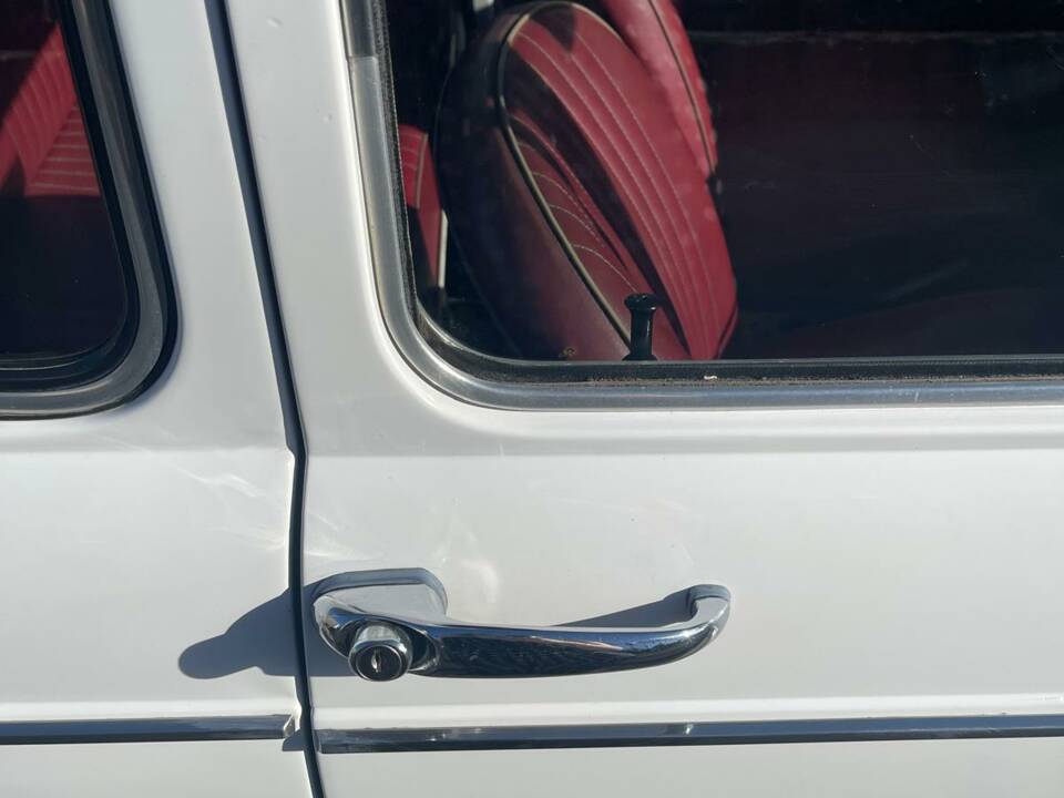 Image 6/56 of SEAT 850 Speciale (1971)