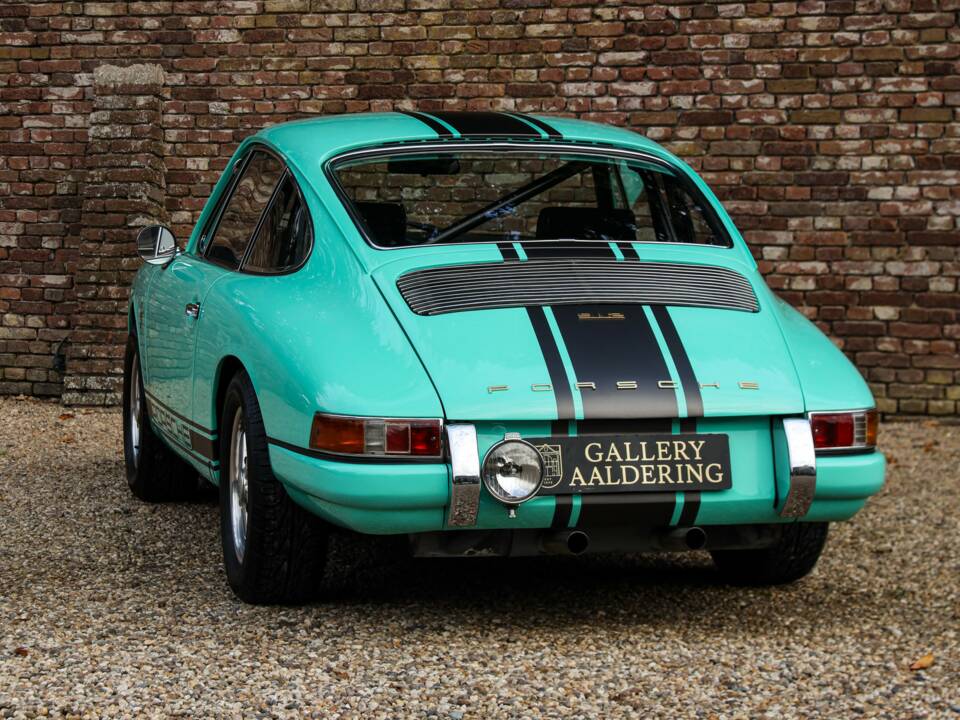 Immagine 37/50 di Porsche 912 (1968)