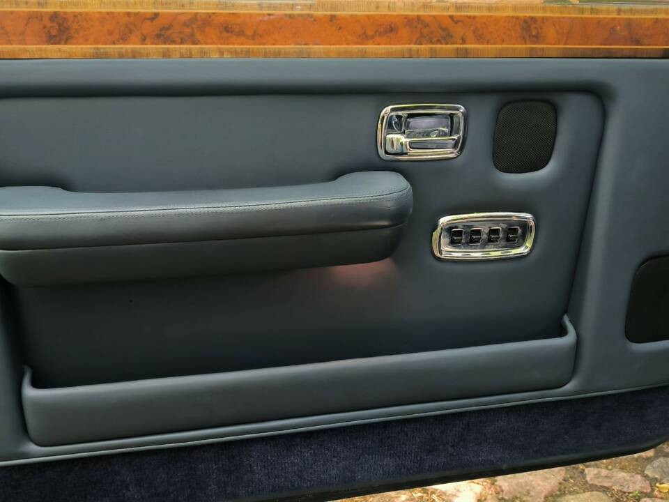 Afbeelding 10/33 van Rolls-Royce Silver Spur II (1991)