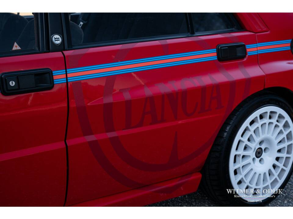 Immagine 22/27 di Lancia Delta HF Integrale (1991)