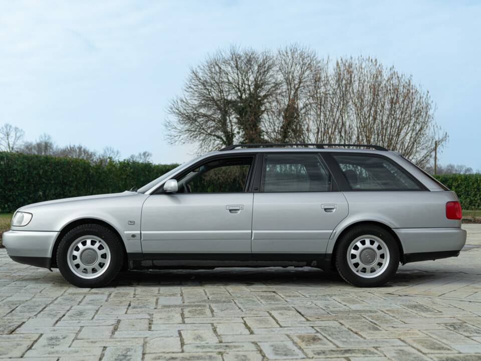 Bild 4/50 von Audi A6 Avant 2.0 quattro (1995)