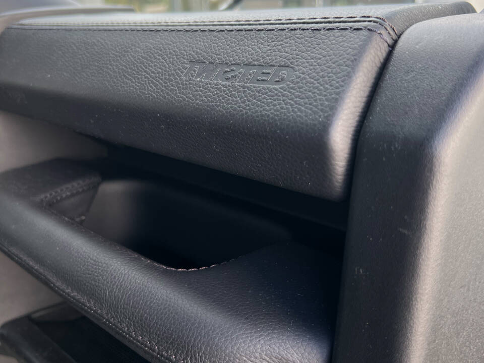 Immagine 19/28 di Land Rover Defender 90 (2015)