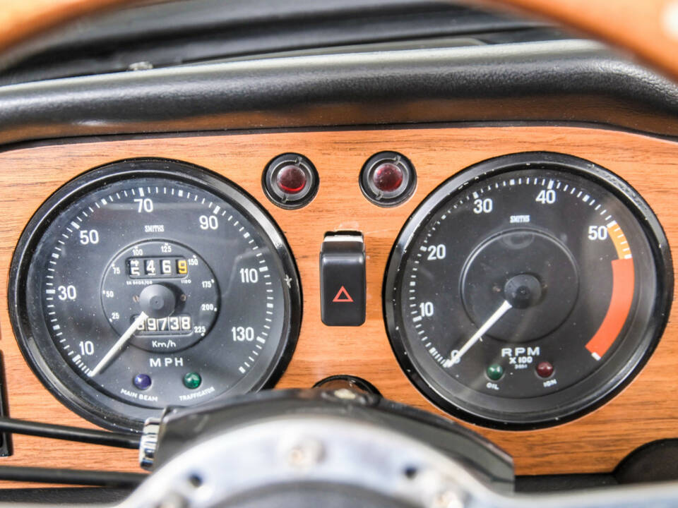 Image 11/50 de Triumph TR 250 (1968)