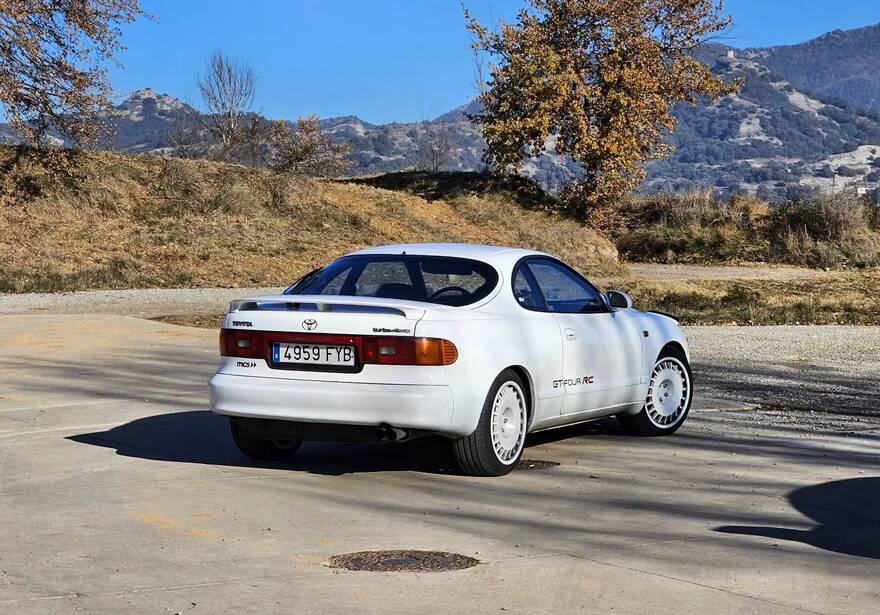 Immagine 2/4 di Toyota 2.0 i 16V Turbo 4WD (1990)