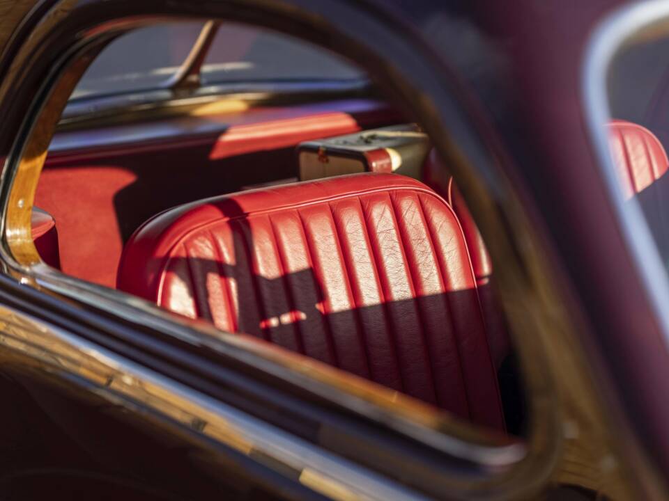 Image 6/10 of Delahaye 135M (1946)
