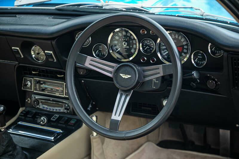 Image 17/43 de Aston Martin V8 (1974)