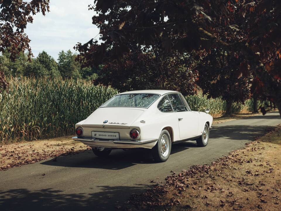 Bild 17/70 von BMW 1600 GT (1967)