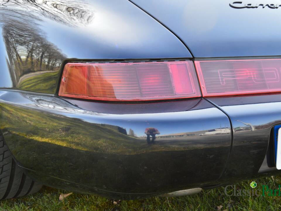 Imagen 45/50 de Porsche 911 Carrera 2 (1991)