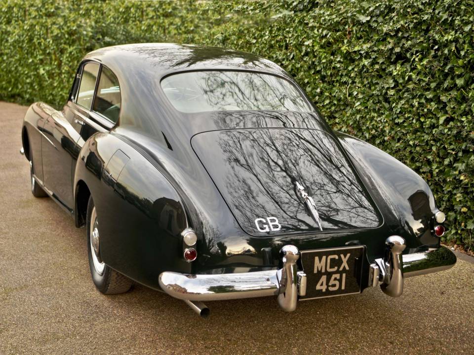 Image 12/50 of Bentley R-Type Continental (1954)