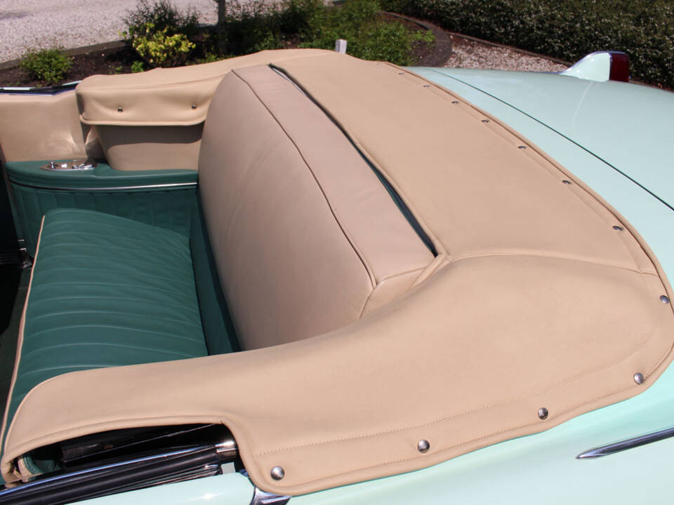 Bild 29/40 von Cadillac 62 Convertible (1956)