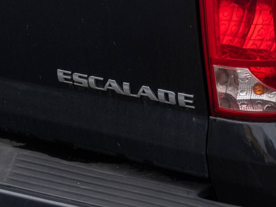 Afbeelding 23/50 van Cadillac Escalade EXT (2010)