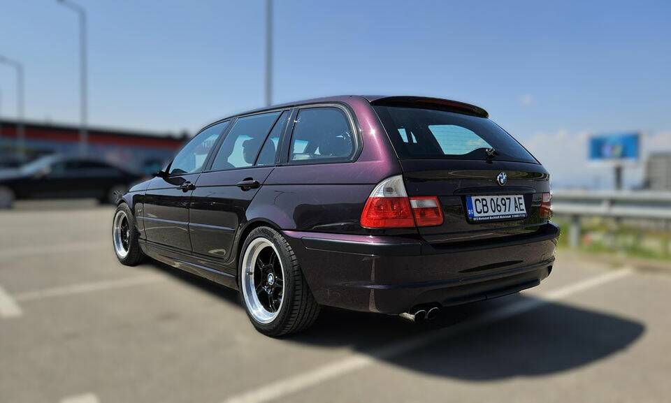 Bild 6/8 von BMW 330i Touring (2001)