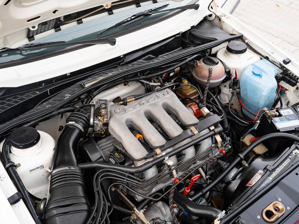 Image 45/48 de Volkswagen Golf Mk II GTi 16V 1.8 (1990)