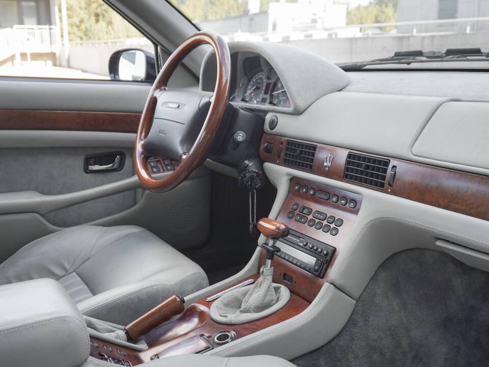 Image 13/43 of Maserati Quattroporte 3.2 Evoluzione (1999)