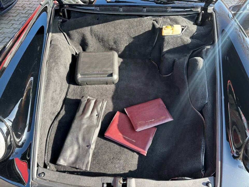 Bild 23/28 von Porsche 911 Carrera 3.2 (1989)