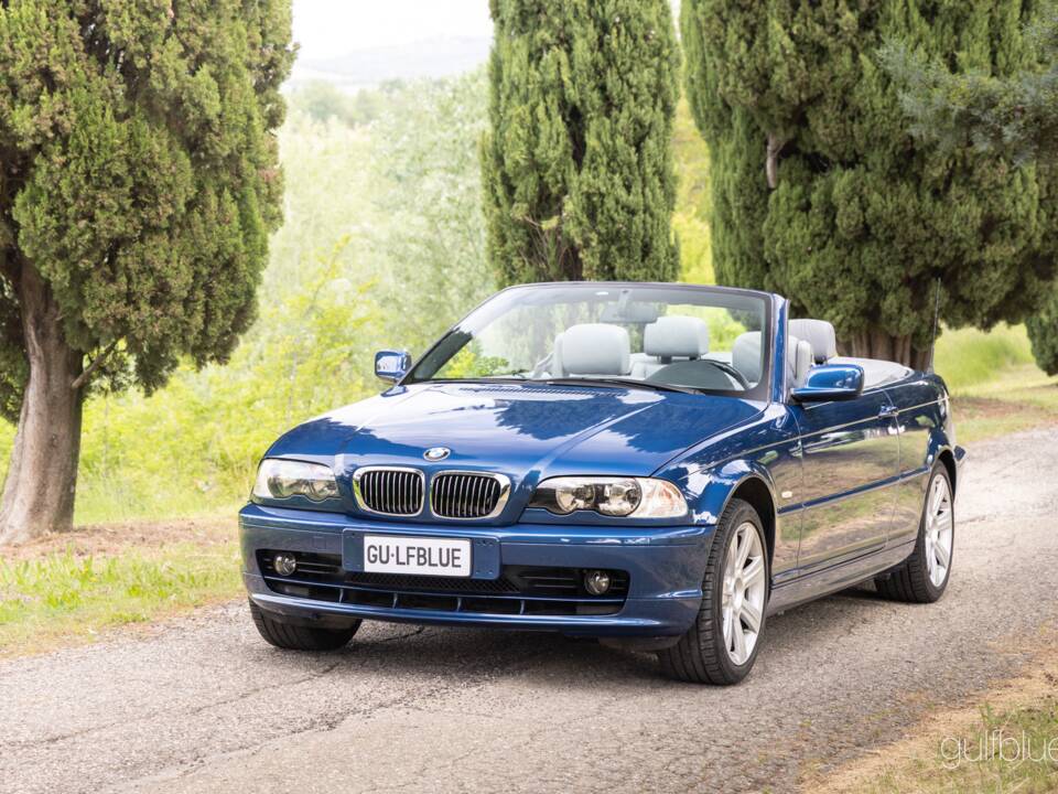Image 9/56 of BMW 323Ci (2000)