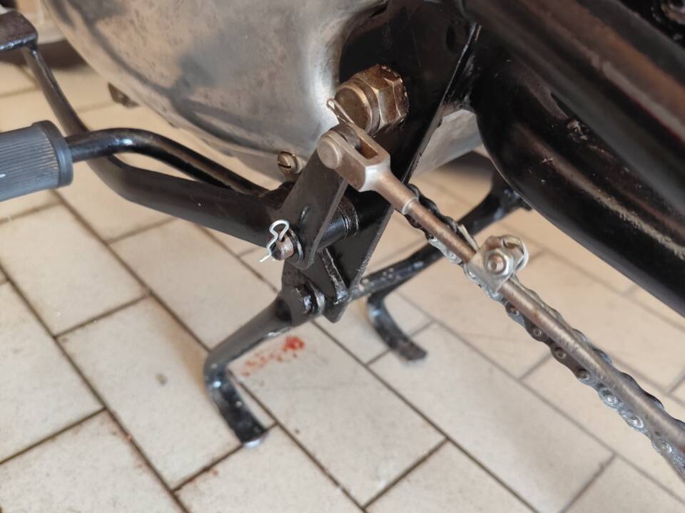 Bild 20/50 von Gilera 150 Sport (1952)