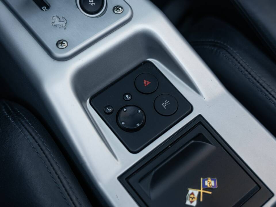 Bild 46/65 von Ferrari 360 Spider (2006)