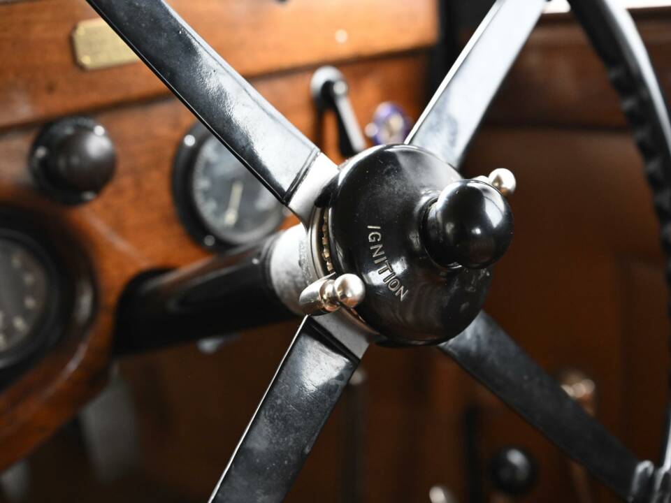 Bild 39/50 von Lagonda 2 Litre Weymann "Honeymoon Coupe" (1929)