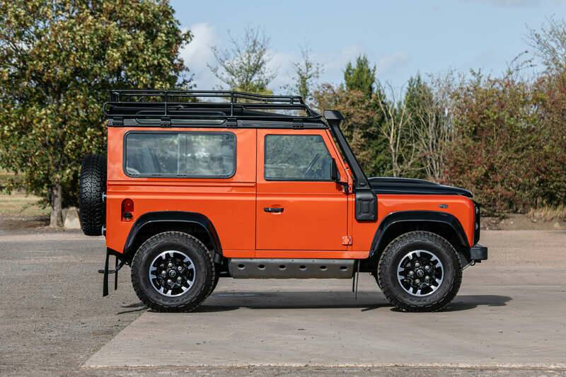 Bild 4/31 von Land Rover Defender 90 "40th Anniversary Overfinch" (2016)