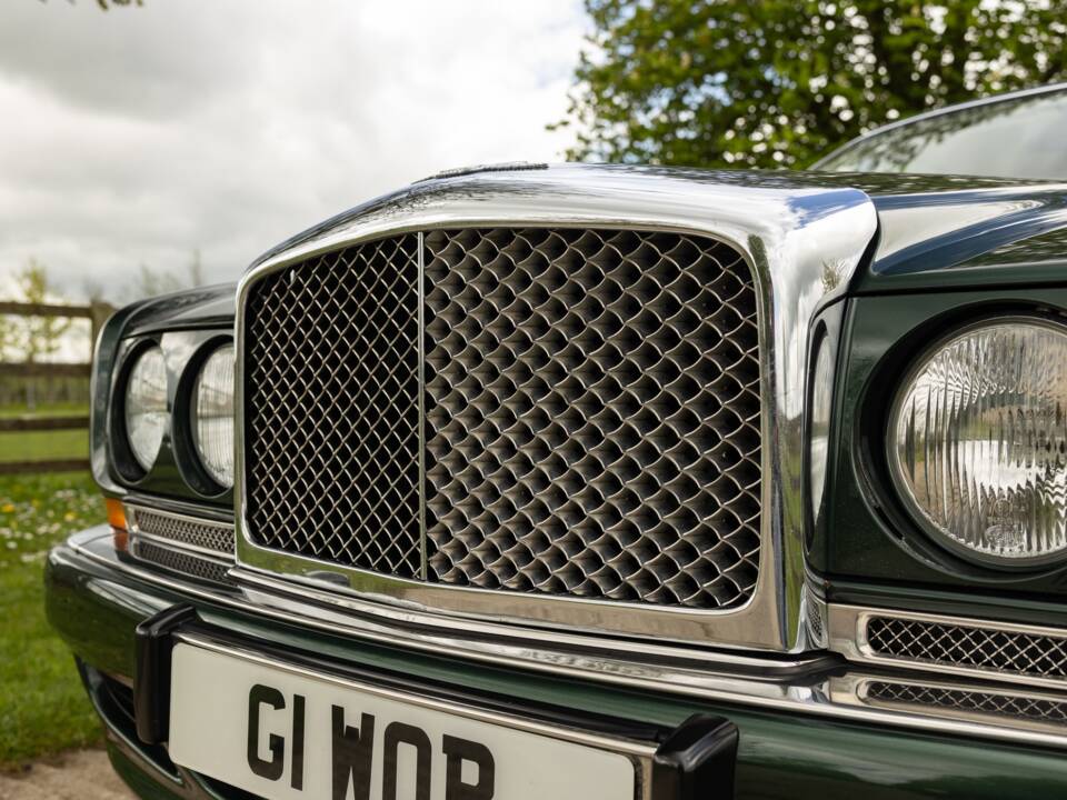 Bild 23/26 von Bentley Azure Mulliner (1999)