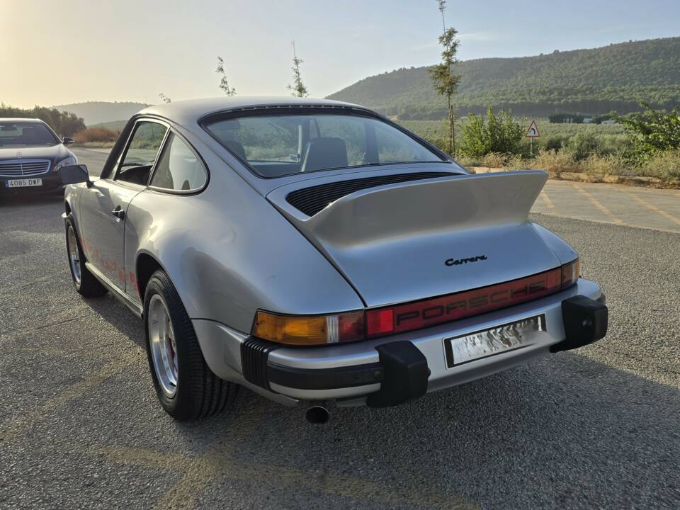 Image 18/88 of Porsche 911 Carrera 2.7 (US) (1974)