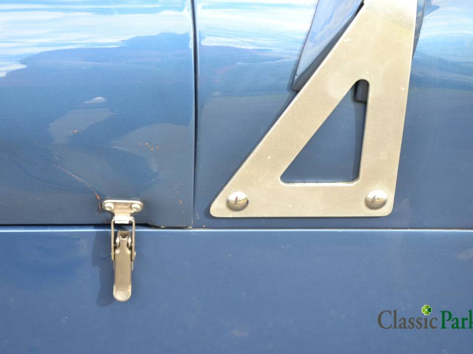 Image 33/39 of Donkervoort S8 (1984)