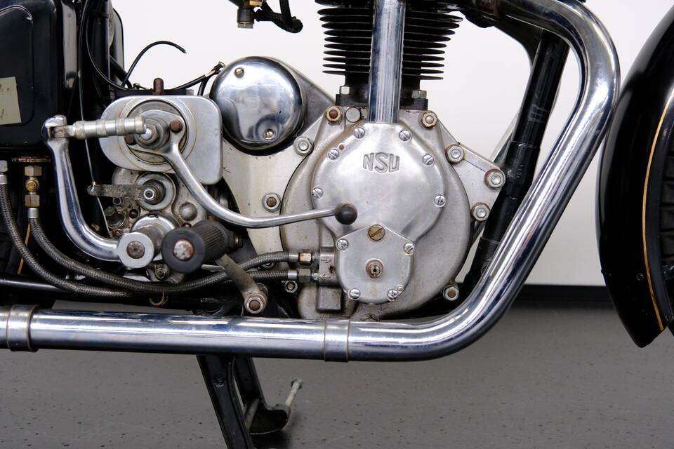 Image 7/80 of NSU Konsul II 501 OS-T (1952)