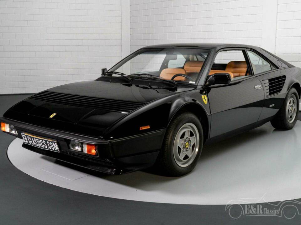 Image 18/19 of Ferrari Mondial 8 (1981)