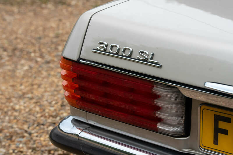 Imagen 14/50 de Mercedes-Benz 300 SL (1989)