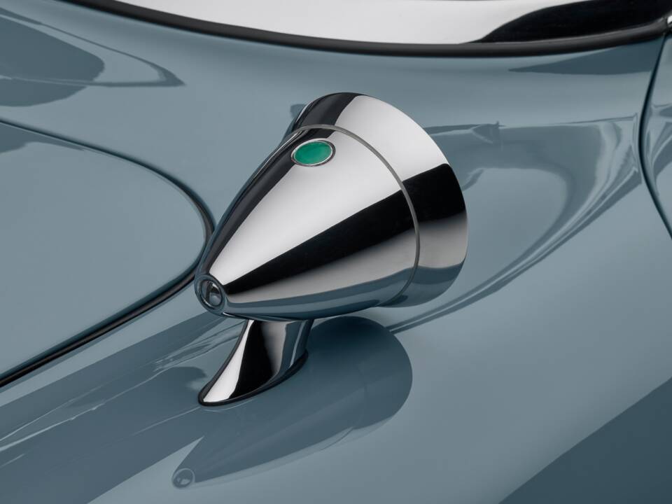 Image 34/43 of Mercedes-Benz 300 SL Roadster (1960)