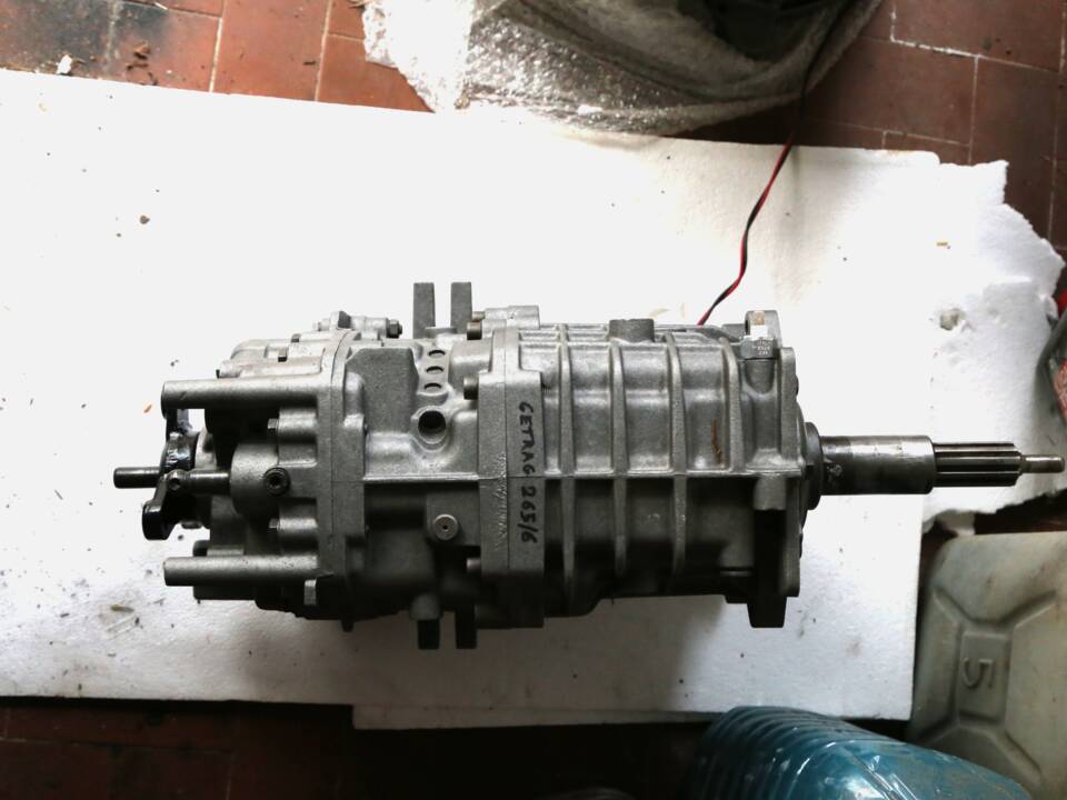 Image 52/56 of BMW 2800 CS (1969)