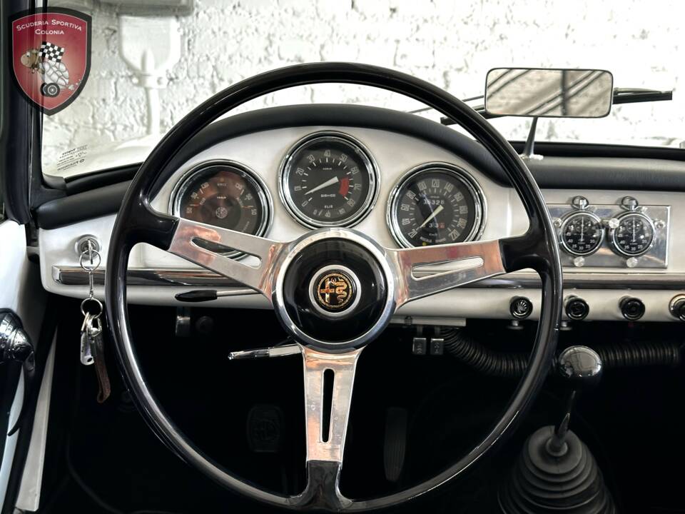 Imagen 72/77 de Alfa Romeo Giulia 1600 Spider Veloce (1965)