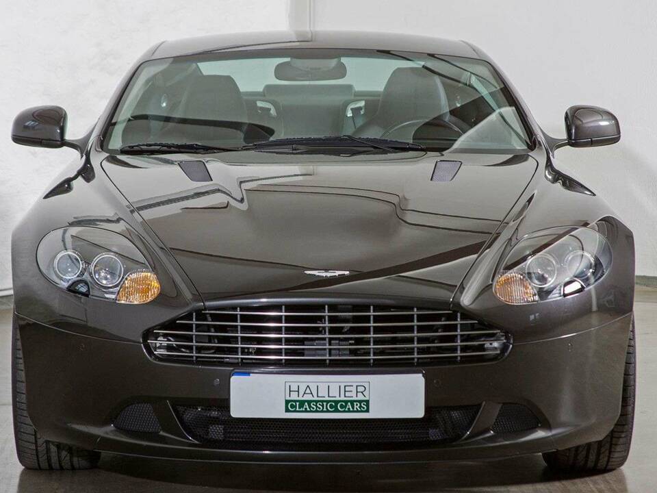 Afbeelding 2/20 van Aston Martin DB 9 (2011)